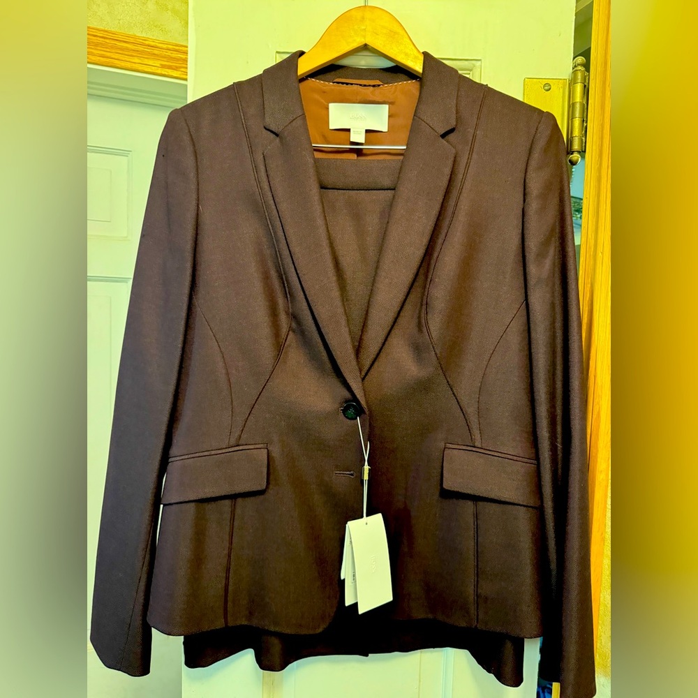 Hugo Boss new with tags suit